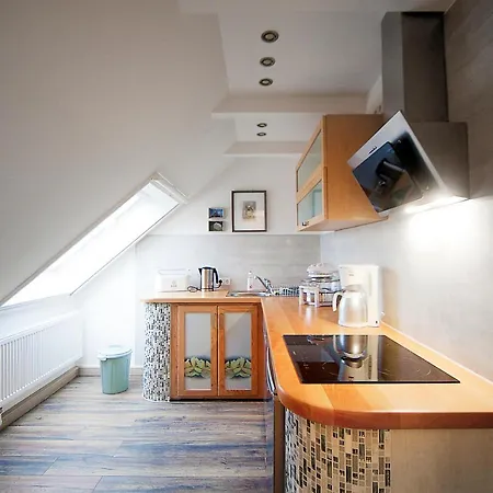 Haus Mueritz, 14 Roter Milan דירה