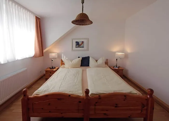 Haus Mueritz, 14 Roter Milan * Zielow